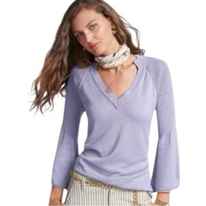 Cabi 5413 Cassidy Periwinkle Blue V-Neck Sweater Bell Sleeves Soft Size Small